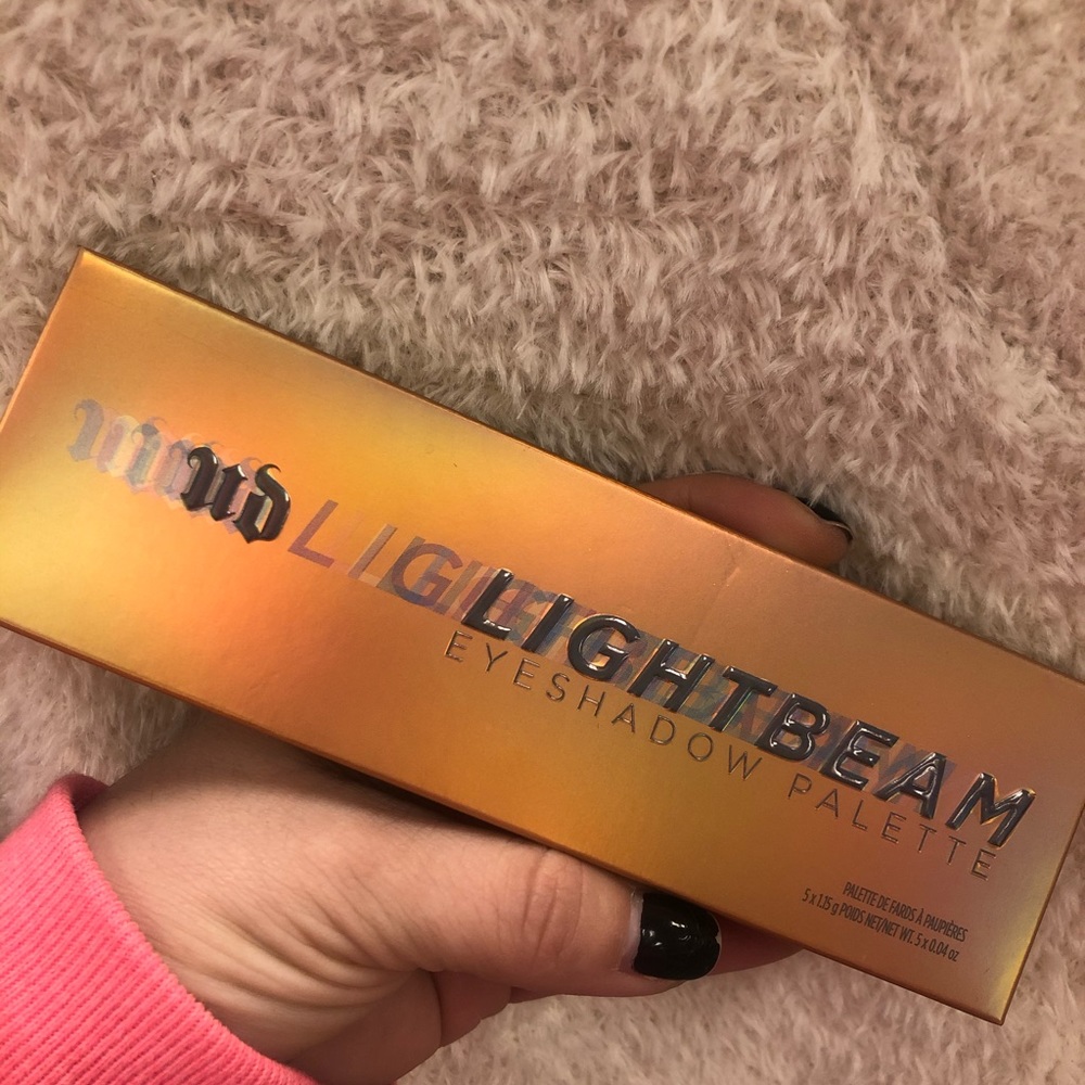 Urban Decay Lightbeam Eyeshadow Palette